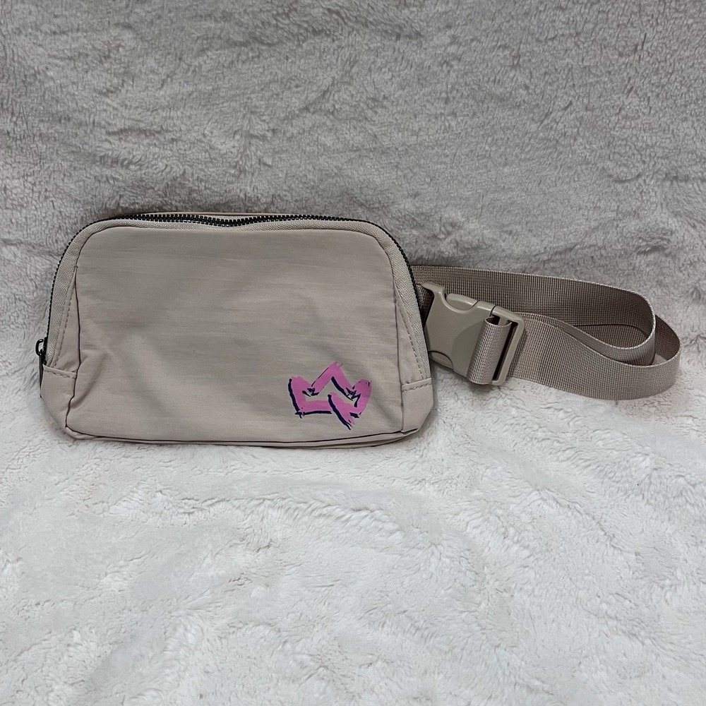 NWOT Primal Queen Fanny Pack Crossbody Bag Tan Beige Pink Tiara Never Used